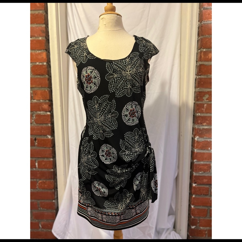 Slimming Faux Wrap Shift Dress